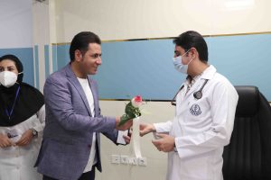 گرامیداشت روز پزشک با حضور رئیس هیات مدیره و مدیر بیمارستان اردیبهشت شیراز
